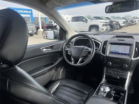 Used 2020 Ford Edge SEL w/ Convenience Package image 15