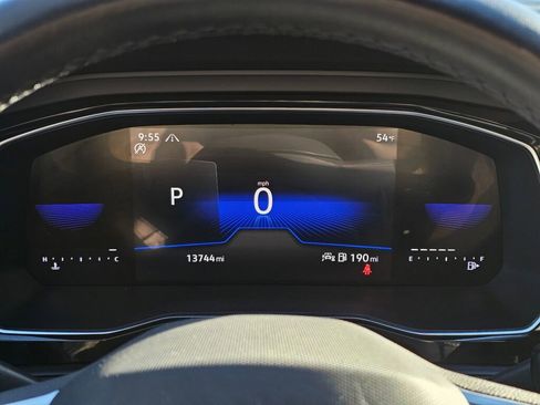 Used 2024 Volkswagen Jetta Sport image 19