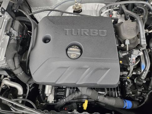 New 2026 Chevrolet TrailBlazer RS w/ Convenience Package FWD image 35