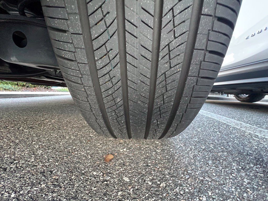 Used 2025 Mitsubishi Outlander SE FWD image 18