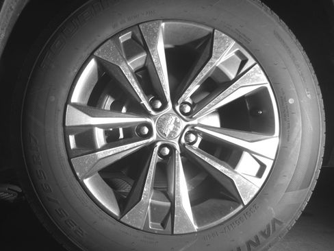 Used 2025 Chevrolet Equinox LT image 11