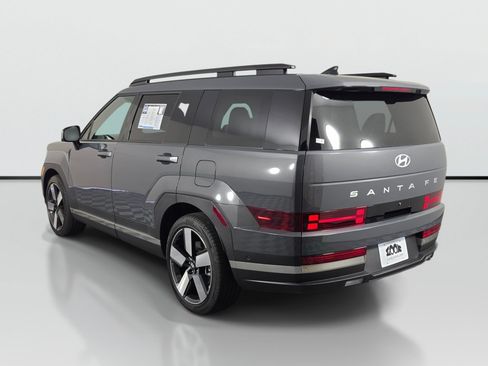Used 2026 Hyundai Santa Fe Limited AWD/4WD image 3
