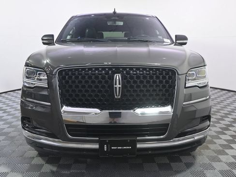 Certified 2024 Lincoln Navigator Black Label AWD/4WD image 10