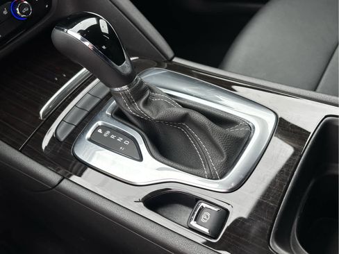 Used 2020 Buick Regal Essence image 21