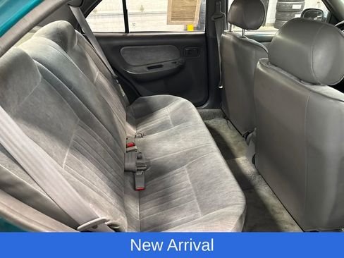 Used 1996 Nissan Sentra FWD image 13