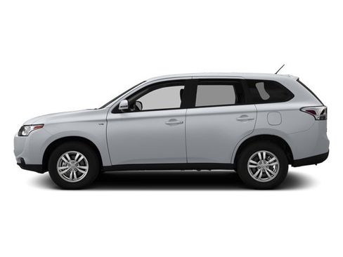 Used 2014 Mitsubishi Outlander GT AWD/4WD image 3
