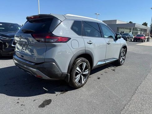 Used 2023 Nissan Rogue SL image 13