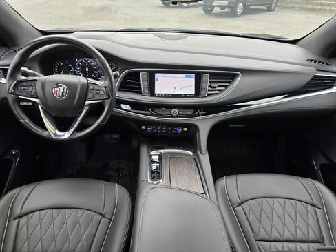 Certified 2023 Buick Enclave Avenir w/ Trailering Package, 5000 lbs. AWD/4WD image 5
