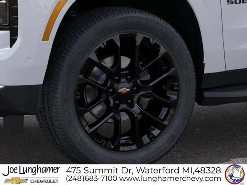 New 2026 Chevrolet Suburban LS AWD/4WD image 10