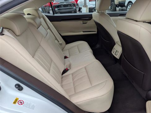 Used 2016 Lexus ES 350 image 12