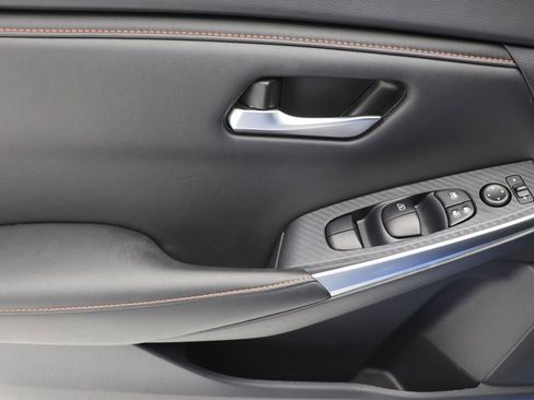 Used 2024 Nissan Sentra SR w/ Lighting Package image 15