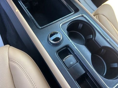 Used 2023 Lincoln Corsair Reserve FWD image 25