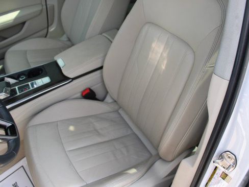 Used 2019 Audi A6 2.0T Premium Plus w/ Premium Plus Package AWD/4WD image 10