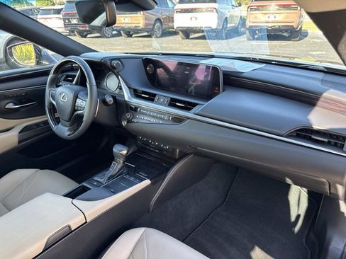 Used 2019 Lexus ES 350 Luxury image 22