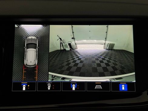 Used 2023 Buick Envision Avenir image 4