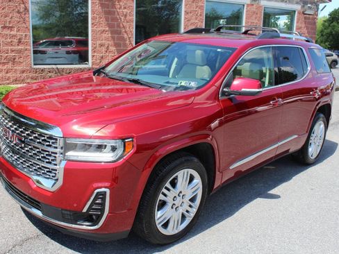 Used 2021 GMC Acadia Denali w/ Denali Technology Package AWD/4WD image 2
