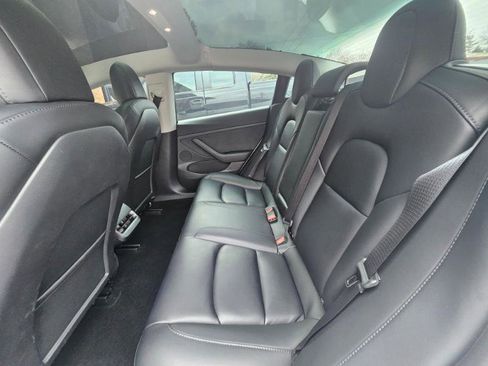 Used 2022 Tesla Model 3 image 53