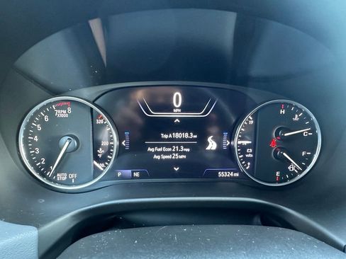 Used 2022 Buick Enclave Premium image 11