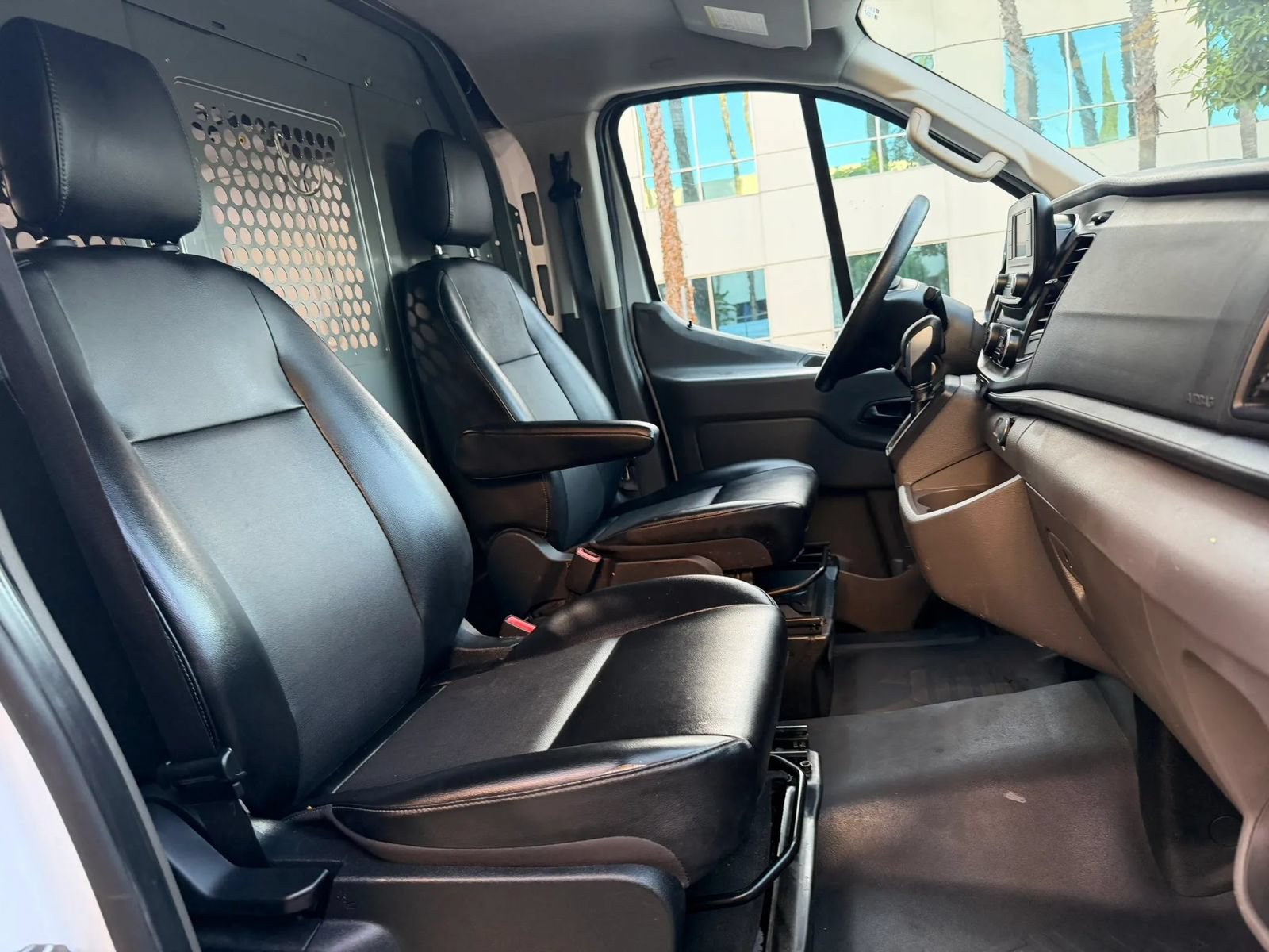 Used 2020 Ford Transit 250 Low Roof RWD image 17
