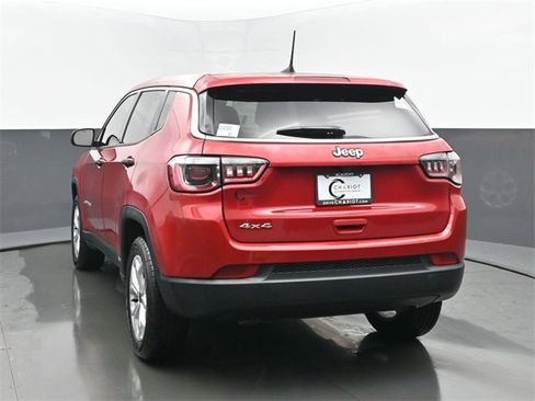 New 2025 Jeep Compass Sport image 4