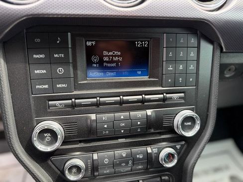 Used 2015 Ford Mustang Coupe image 37