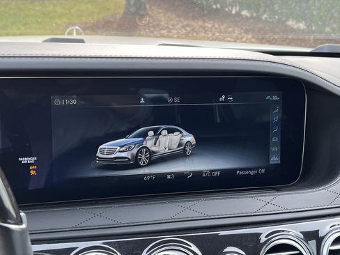 Used 2019 Mercedes-Benz S 560 4MATIC Sedan image 23