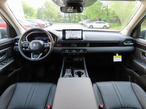 New 2025 Honda Pilot Elite image 18