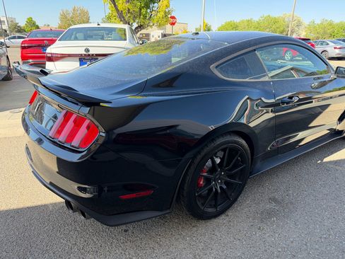 Used 2016 Ford Mustang Shelby GT350 w/ Technology Package RWD image 16