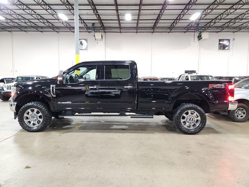 Used 2022 Ford F350 Lariat w/ Lariat Ultimate Package AWD/4WD image 5
