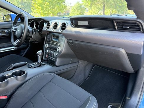 Used 2017 Ford Mustang GT w/ Interior & Wheel Package image 23