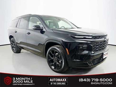 Used 2025 Chevrolet Traverse RS w/ LPO, Cargo Package image 1