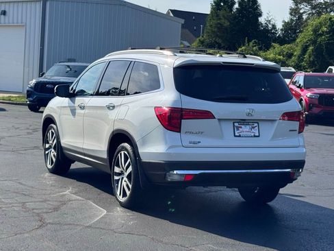 Used 2016 Honda Pilot Touring image 17