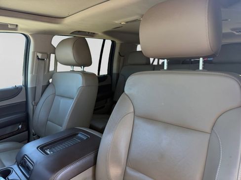 Used 2016 Chevrolet Suburban LT w/ Luxury Package AWD/4WD image 18