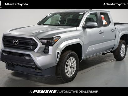 New 2025 Toyota Tacoma SR5
