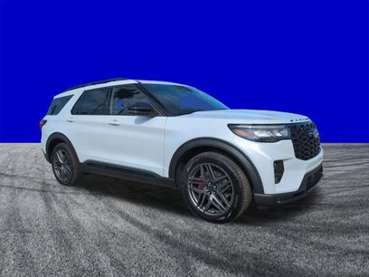 New 2026 Ford Explorer ST w/ Sun And Sound Package