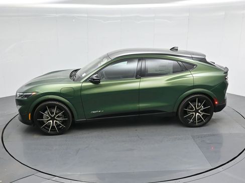 Used 2024 Ford Mustang Mach-E Premium image 45