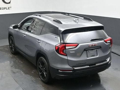 Used 2023 GMC Terrain SLT w/ Tech Package FWD image 41