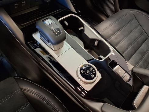 New 2026 Mitsubishi Outlander Trail Edition image 19