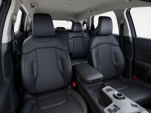 New 2026 Kia Sportage EX image 15