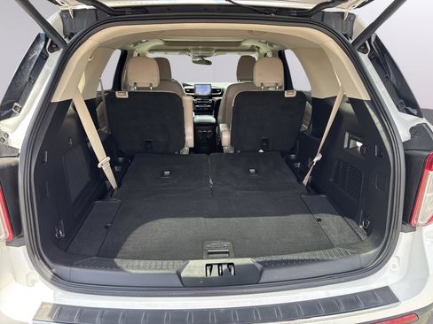 Used 2022 Ford Explorer Limited w/ Equipment Group 301A RWD image 33