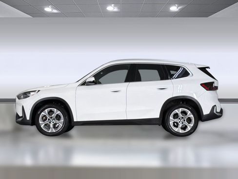 Used 2023 BMW X1 xDrive28i w/ Convenience Package AWD/4WD image 2