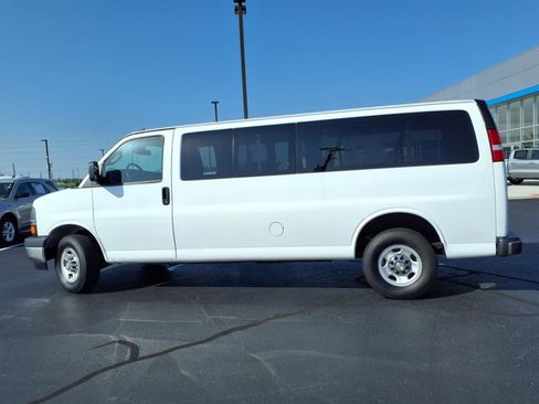 Used 2024 Chevrolet Express 3500 LT w/ LT Preferred Equipment Group image 23