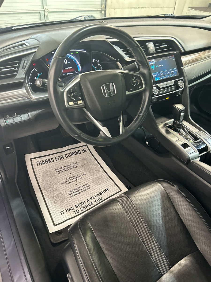 Used 2019 Honda Civic EX-L image 9