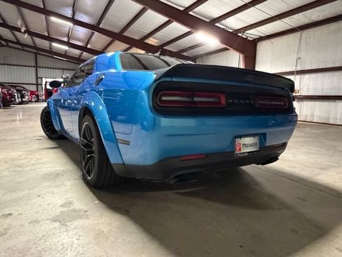 Used 2023 Dodge Challenger SRT Hellcat RWD image 8