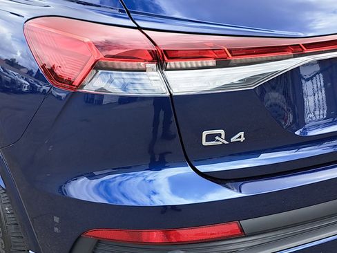 Certified 2023 Audi Q4 e-tron Premium w/ Premium Plus RWD image 36