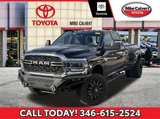 Used 2024 RAM 3500 Tradesman w/ Chrome Appearance Group video 1