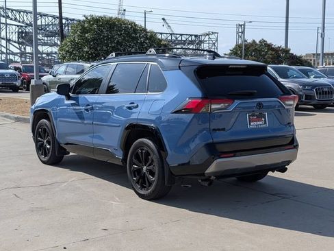 Used 2025 Toyota RAV4 XSE w/ Advanced Technology Package AWD/4WD image 7