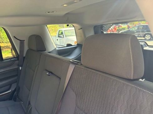 Used 2019 Chevrolet Tahoe LS w/ Enhanced Driver Alert Package AWD/4WD image 18