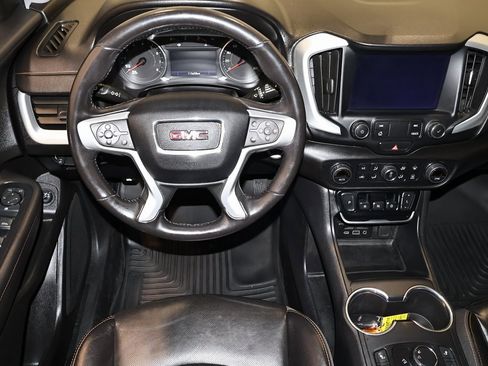 Used 2019 GMC Terrain SLT w/ Preferred Package image 24