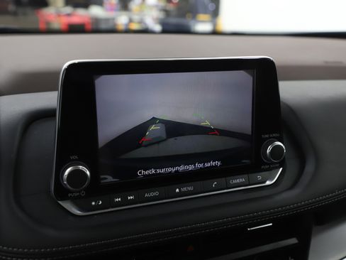 Used 2023 Nissan Rogue SV w/ SV Premium B Package image 22